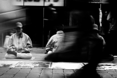 falun-dafa-meditation-BnW